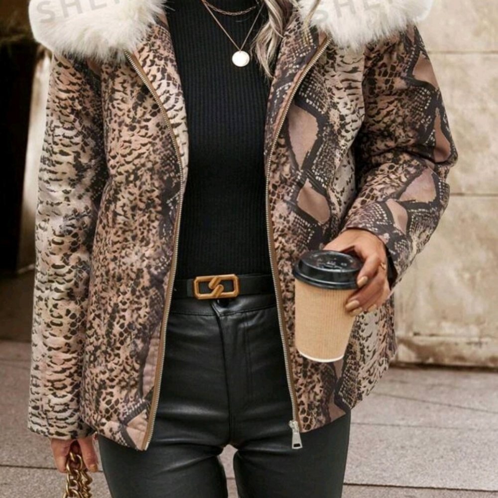 Fuzzy collar down coat - Picture 5 of 6